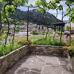 Mangalem Хостел *