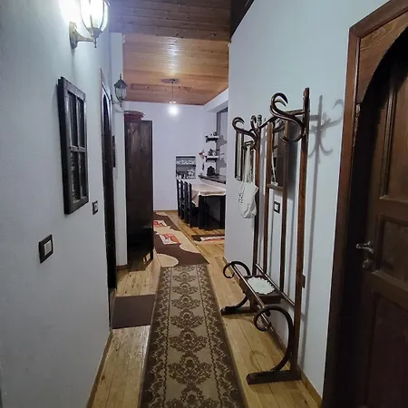Хостел Mangalem
