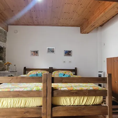 Guest House Mangalem Hostel *