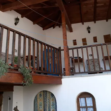Hostel Guest House Mangalem Berat