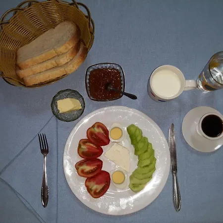 Хостел Mangalem *